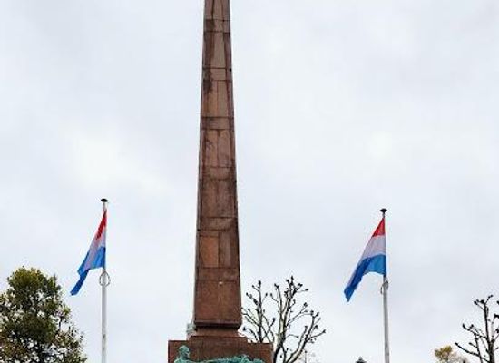 luxembourg/vianden/landmark/monument-of-remembrance