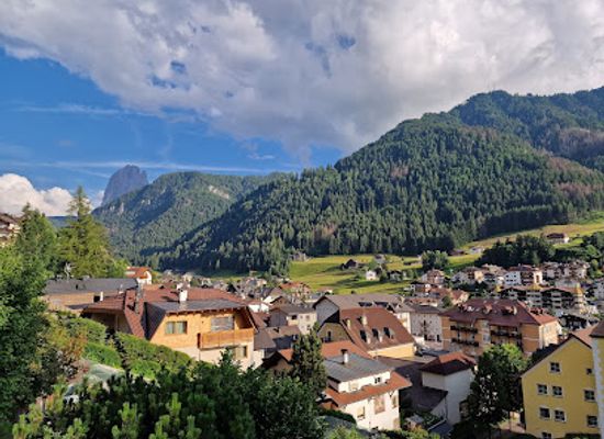 italy/val-gardena/landmark/mar-dolomit-swimming-pool-sauna