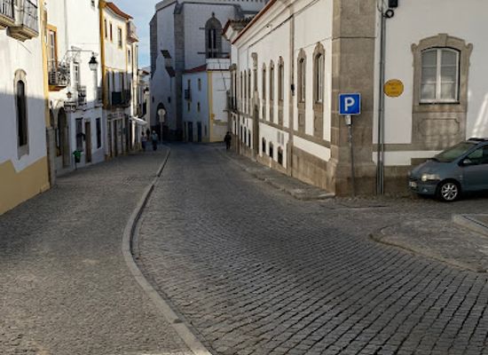portugal/evora/landmark/centro-de-artes-tradicionais