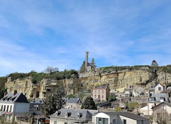 france/tours/landmark/the-lantern-rochecorbon-watchtower-from-the-15th-century
