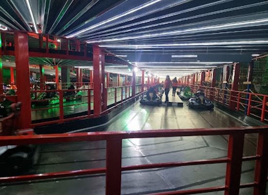 bahrain/central-region/landmark/trax-indoor-e-karting-bahrain-mall