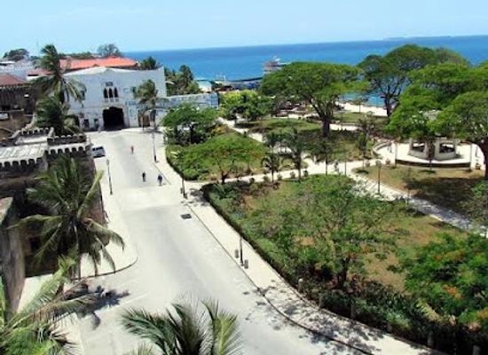 tanzania/stone-town/landmark/explore-zanzibar-local-tour-guides