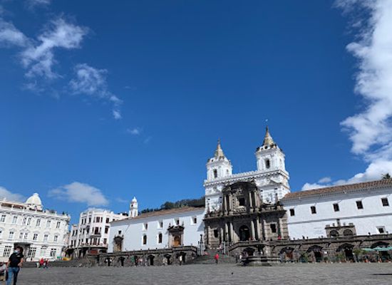 ecuador/quito/centro-historico/landmark/san-francisco-square