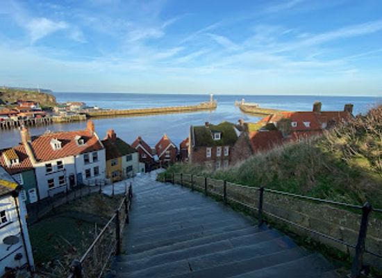 united-kingdom/whitby/attraction/199-steps-2