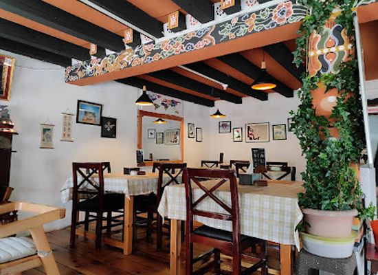 bhutan/bumthang-valley/landmark/cafe-perk