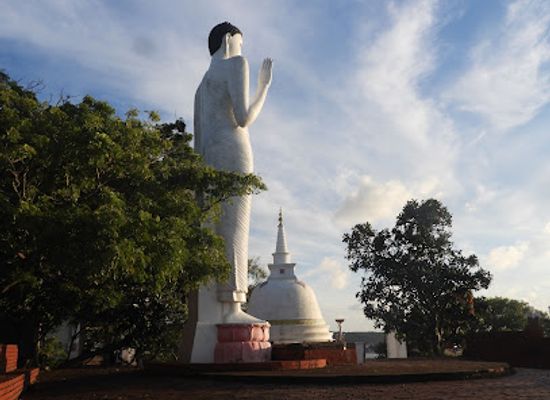 sri-lanka/eastern-province/landmark/fort-frederick