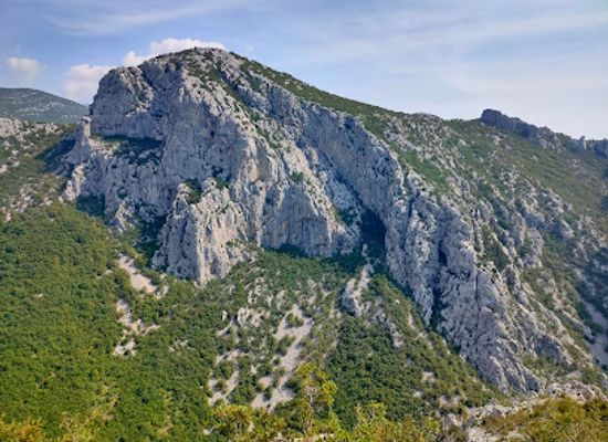 croatia/paklenica-riviera/landmark/manita-pec