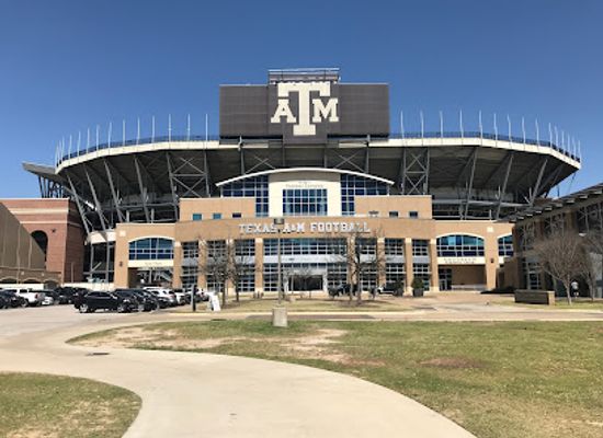 texas/college-station/landmark/ford-hall-of-champions