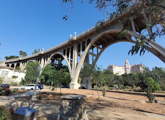 california/pasadena/landmark/colorado-street-bridge