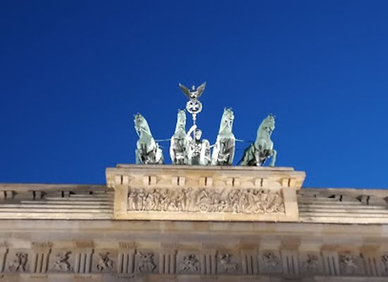 germany/pomerania/landmark/brandenburg-gate