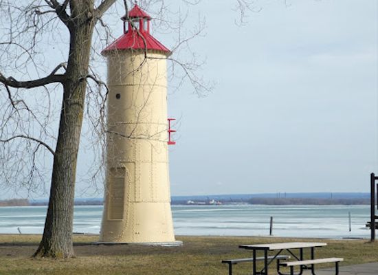 pennsylvania/erie/bayfront-district/landmark/erie-waterworks-tower
