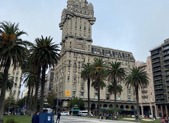 uruguay/montevideo/ciudad-vieja/landmark/ciudad-vieja-mumi