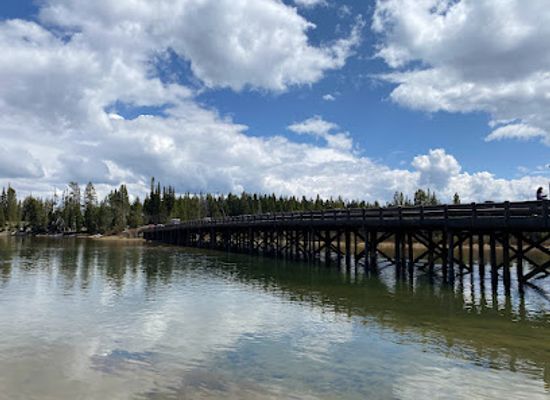 wyoming/park-county/landmark/fishing-bridge-visitor-center