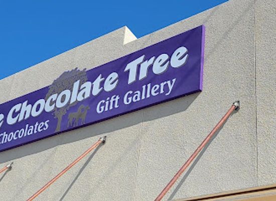 wyoming/sheridan/landmark/chocolate-tree