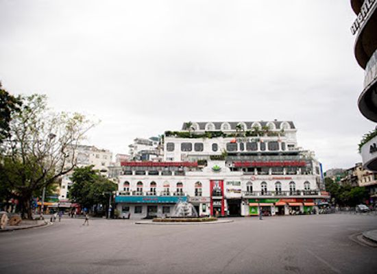 vietnam/hanoi/hoan-kiem-district/landmark/dong-kinh-nghia-thuc-square