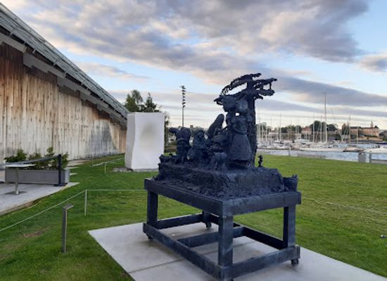 norway/akershus/landmark/tjuvholmen-sculpture-park