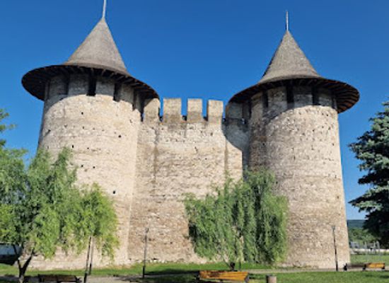 moldova/guranda-mountain/landmark/soroca-fortress