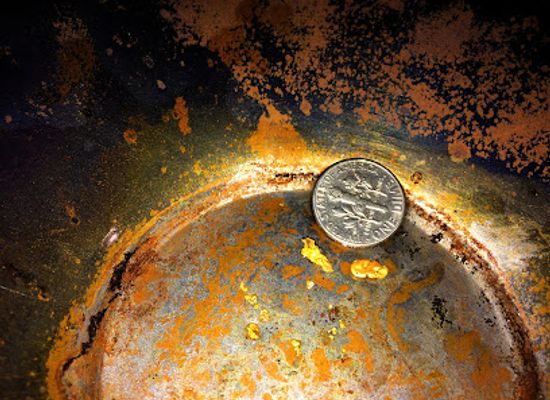 california/gold-country/landmark/california-gold-panning