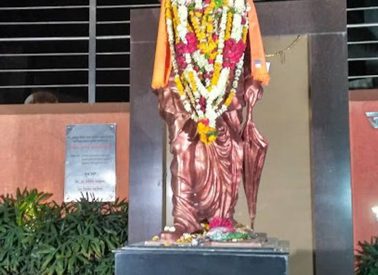 india/aurangabad/landmark/sawarkar-statue