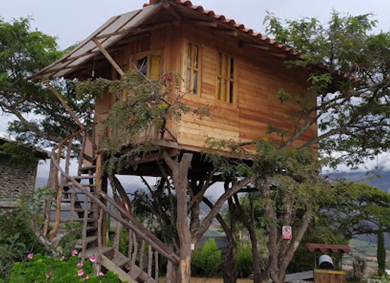 ecuador/imbabura-region/landmark/montana-de-luz