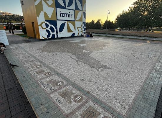 turkiye/izmir/landmark/izmir-tarihi-yerleri-mozaikleri