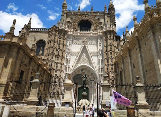 spain/seville/landmark/plaza-del-triunfo