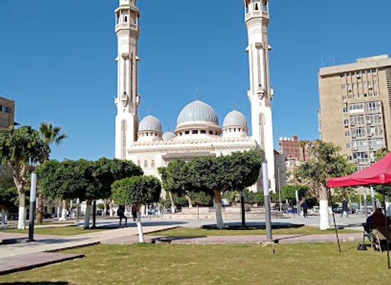 egypt/ismailia/landmark/meidan-al-jumhuria-shamblyun-sabaqa
