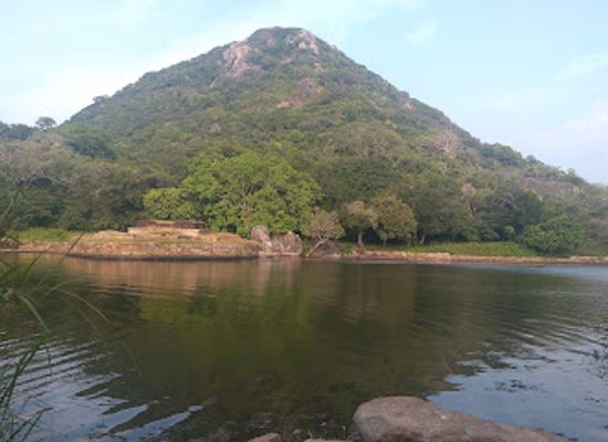 sri-lanka/anuradhapura-district/landmark/kaludiya-pokuna