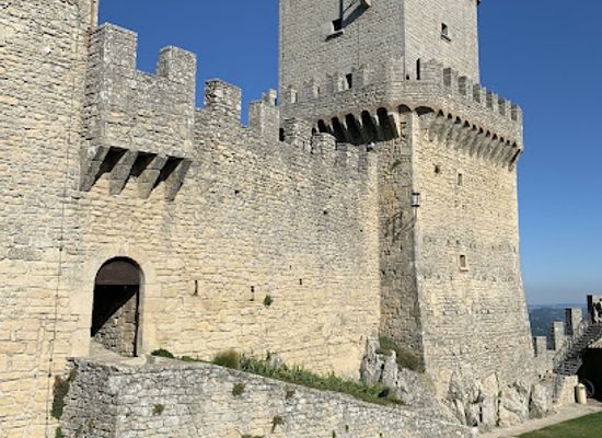 san-marino/fiorentino/landmark/museum-of-curiosities