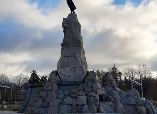 estonia/saare-county/landmark/rusalka-memorial