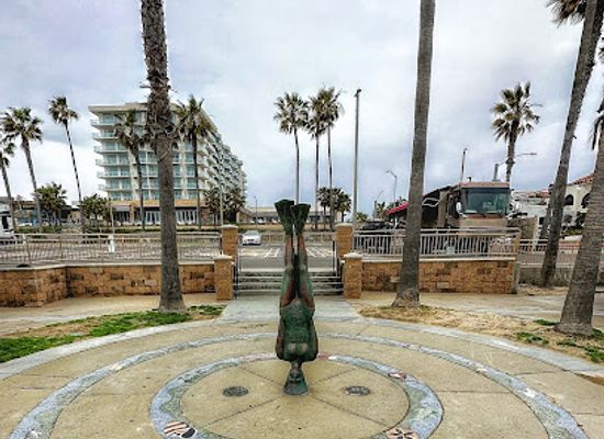 california/huntington-beach/downtown-huntington-beach/landmark/huntington-beach-pier