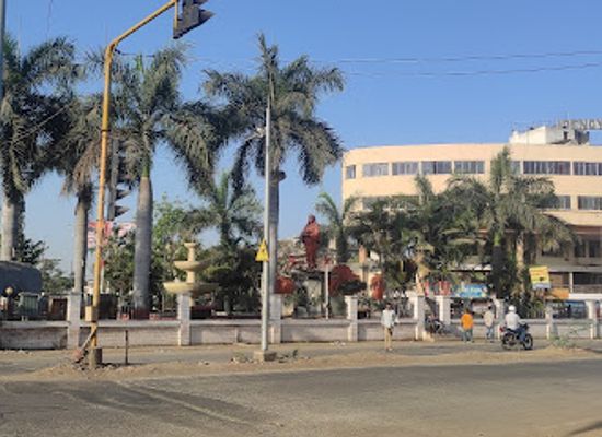 india/aurangabad/nirala-bazar/landmark/punyashlok-ahilyabai-holkar-square-aurangabad