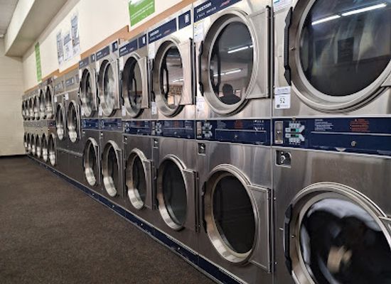 north-dakota/dickinson/landmark/prairie-maid-coin-laundry-and-tanning