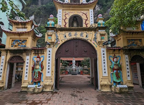 vietnam/ha-long/landmark/long-tien-pagoda