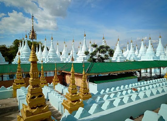 myanmar-burma/mandalay-region/landmark/mann-myodaw-cafe