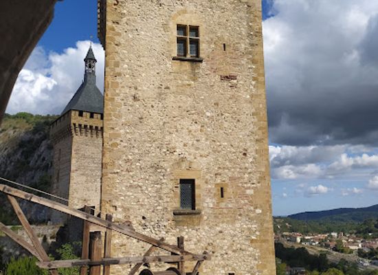 france/midi-pyrenees/landmark/foix-castle