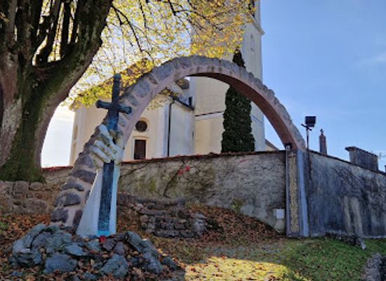 slovenia/kamnik/landmark/spomenik-padlim-v-1-svetovni-vojni