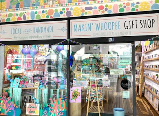 australia/cairns/landmark/makin-whoopee-gift-shop