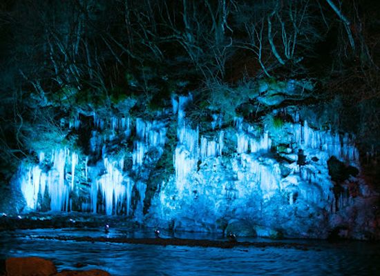 japan/kanto/landmark/icicles-of-misotsuchi