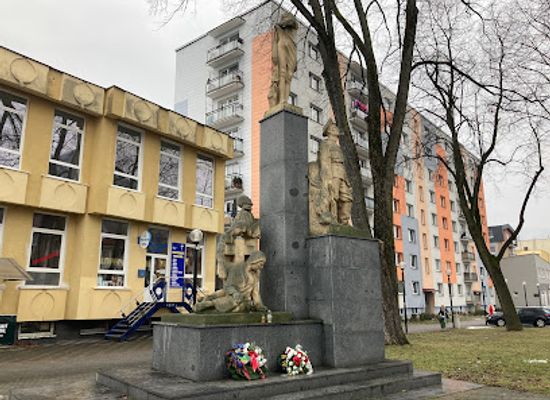 slovakia/orava/landmark/pomnik-slobody-slovenskeho-naroda