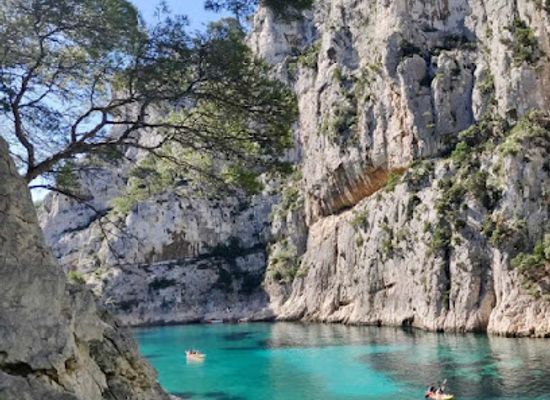 france/cassis-calanques/landmark/kayak-cassis-calanques-immersion