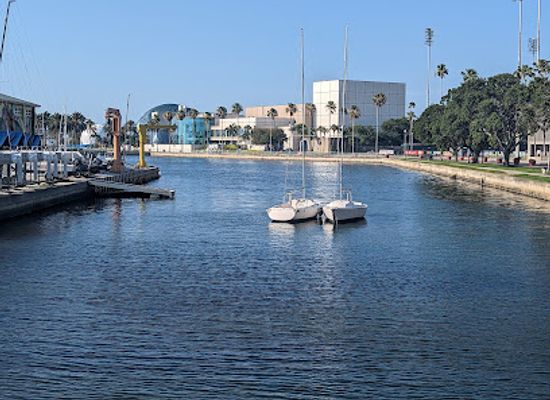 florida/st-petersburg/landmark/demens-landing-historical-landmark