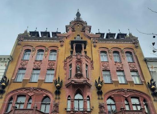 poland/lodz/landmark/house-under-gutenberg