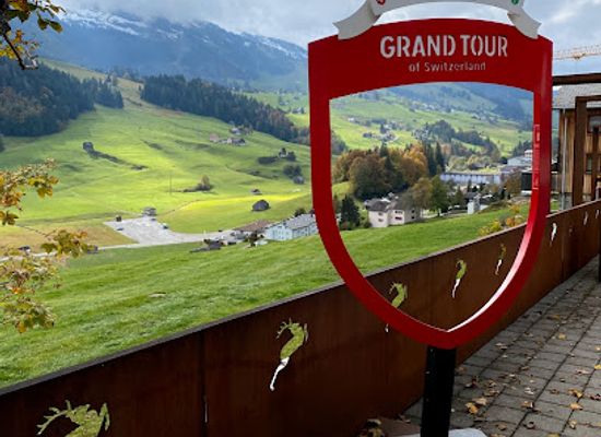 switzerland/western-switzerland/landmark/grand-tour-of-switzerland-photo-spot-the-seven-churfirsten