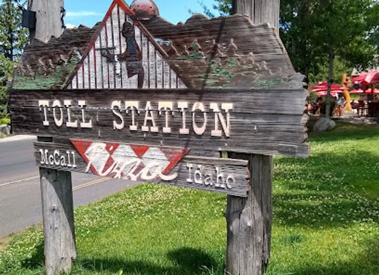 idaho/mccall/landmark/toll-station-pizza-and-grill