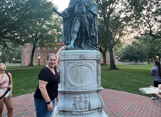 virginia/williamsburg/landmark/the-original-ghost-of-williamsburg-candlelight-walking-tour