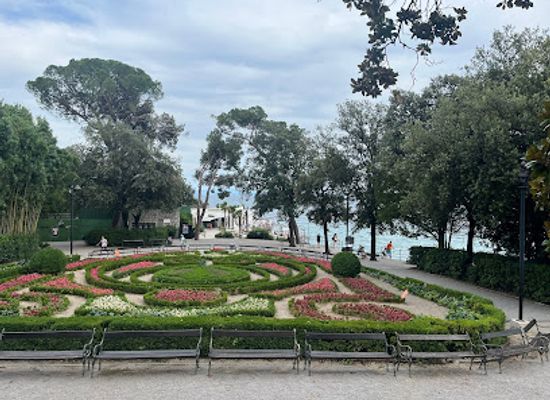 croatia/opatija/landmark/the-wall-of-fame