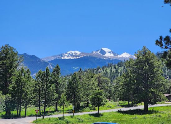 colorado/estes-park/landmark/beaver-meadows-visitor-center