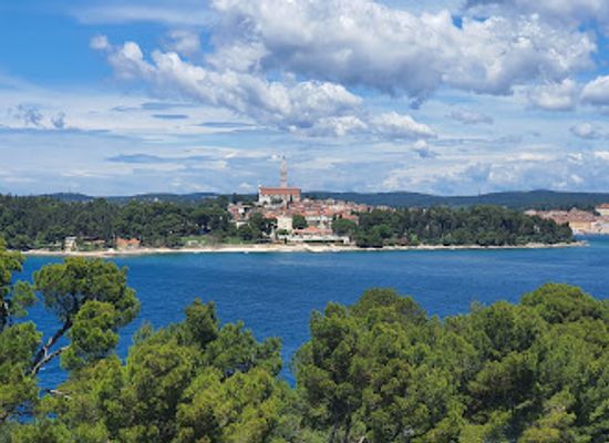 croatia/istria/landmark/juzno-pristaniste-sv-katarina