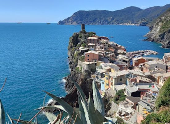 italy/cinque-terre/landmark/cinque-de-terre